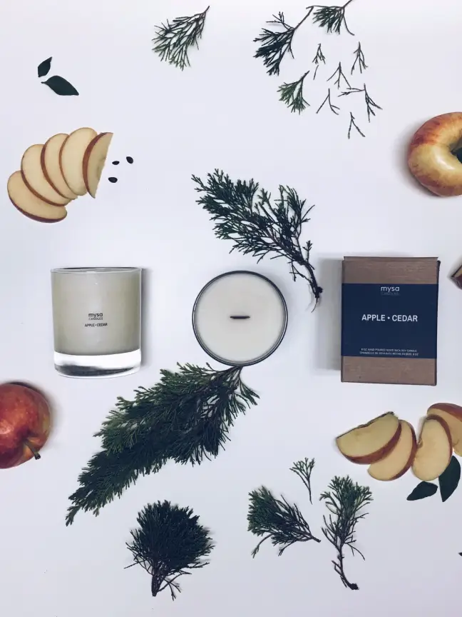 Apple • Cedar